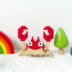 Cartoon-style hairy crab micro building block set
